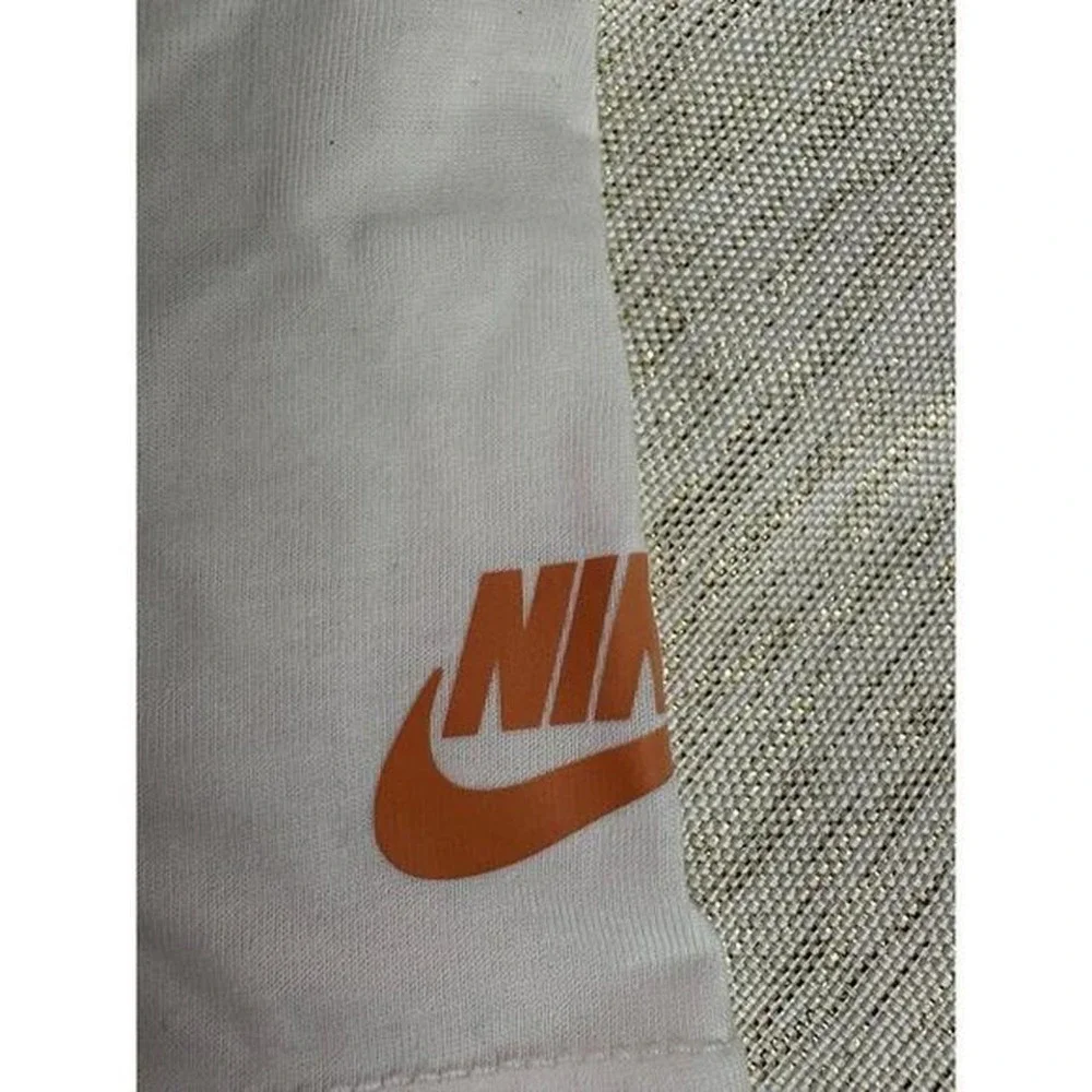 The Nike Tee size 4t NWT
